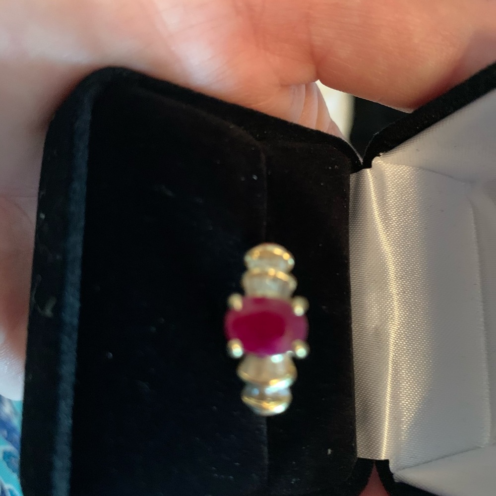 Gold Ring With Ruby - image 2